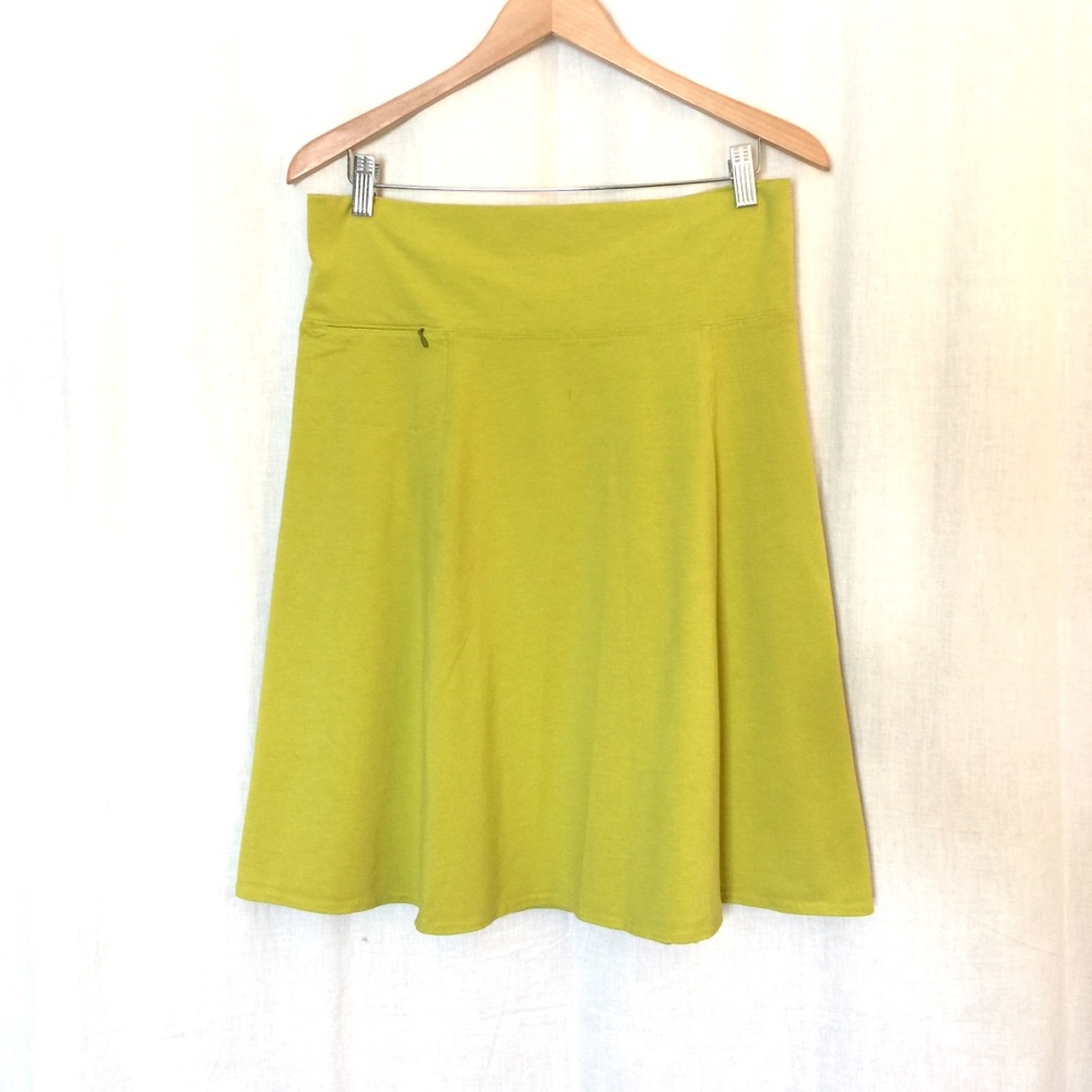Royal Robbins Essential Skirt Chartreuse